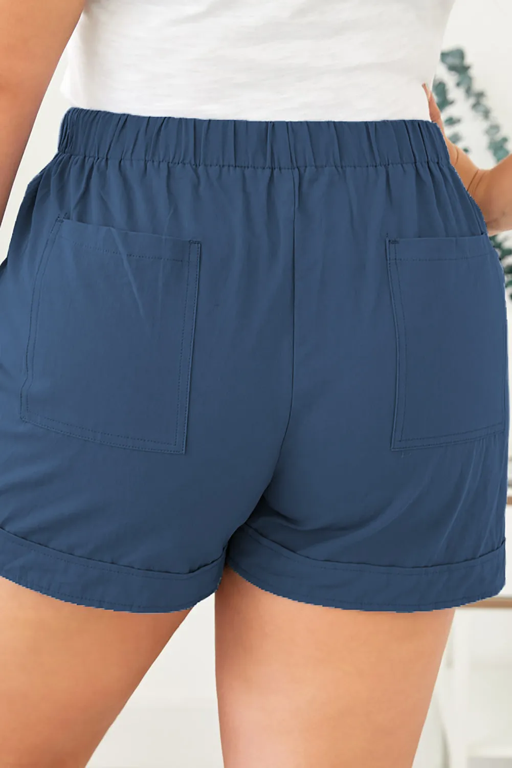 Elastic Waist Drawstring Pocket Shorts