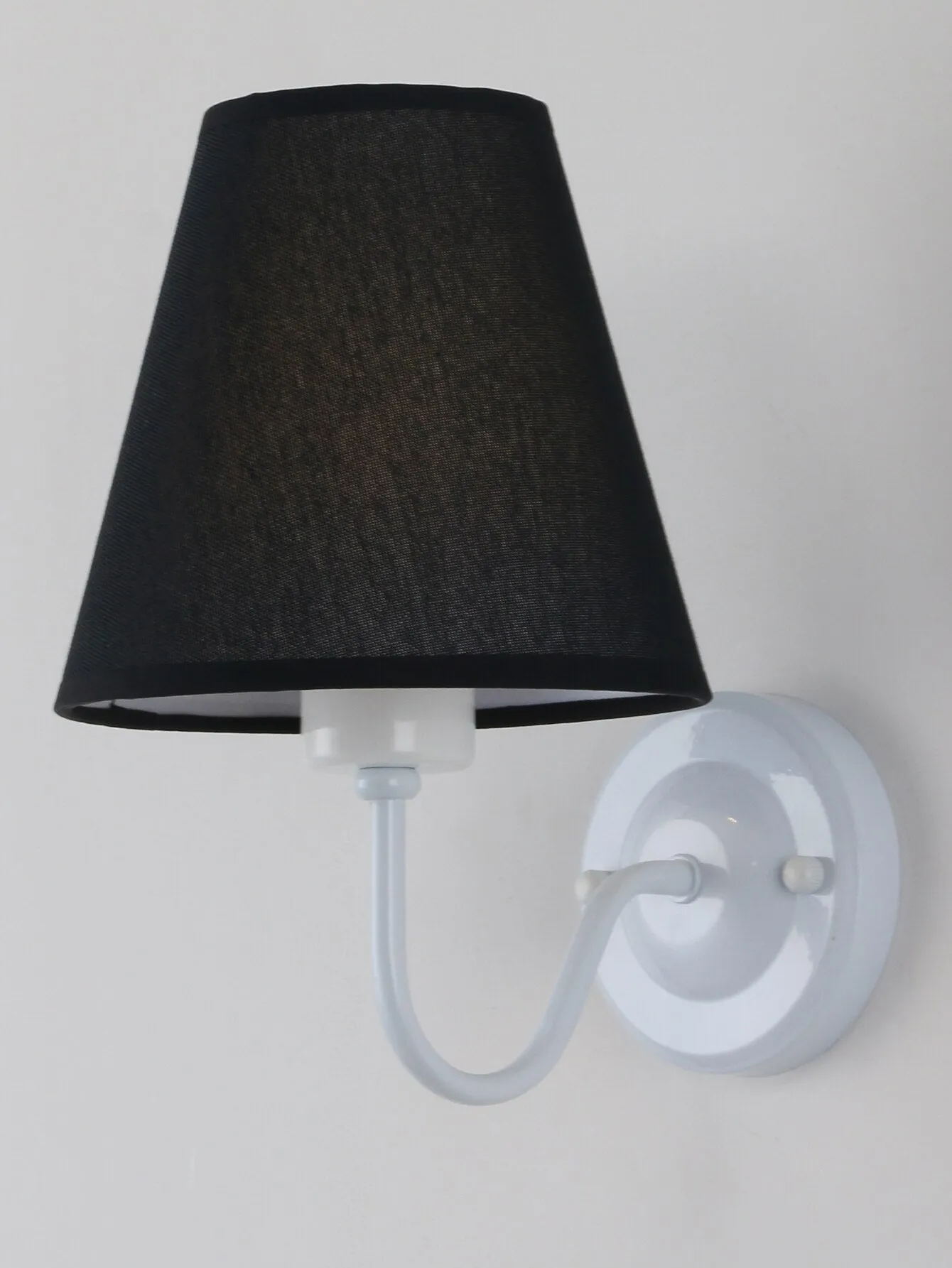 Modern E27 Indoor Wall Lamp for Living Room (Bulb Not Included)